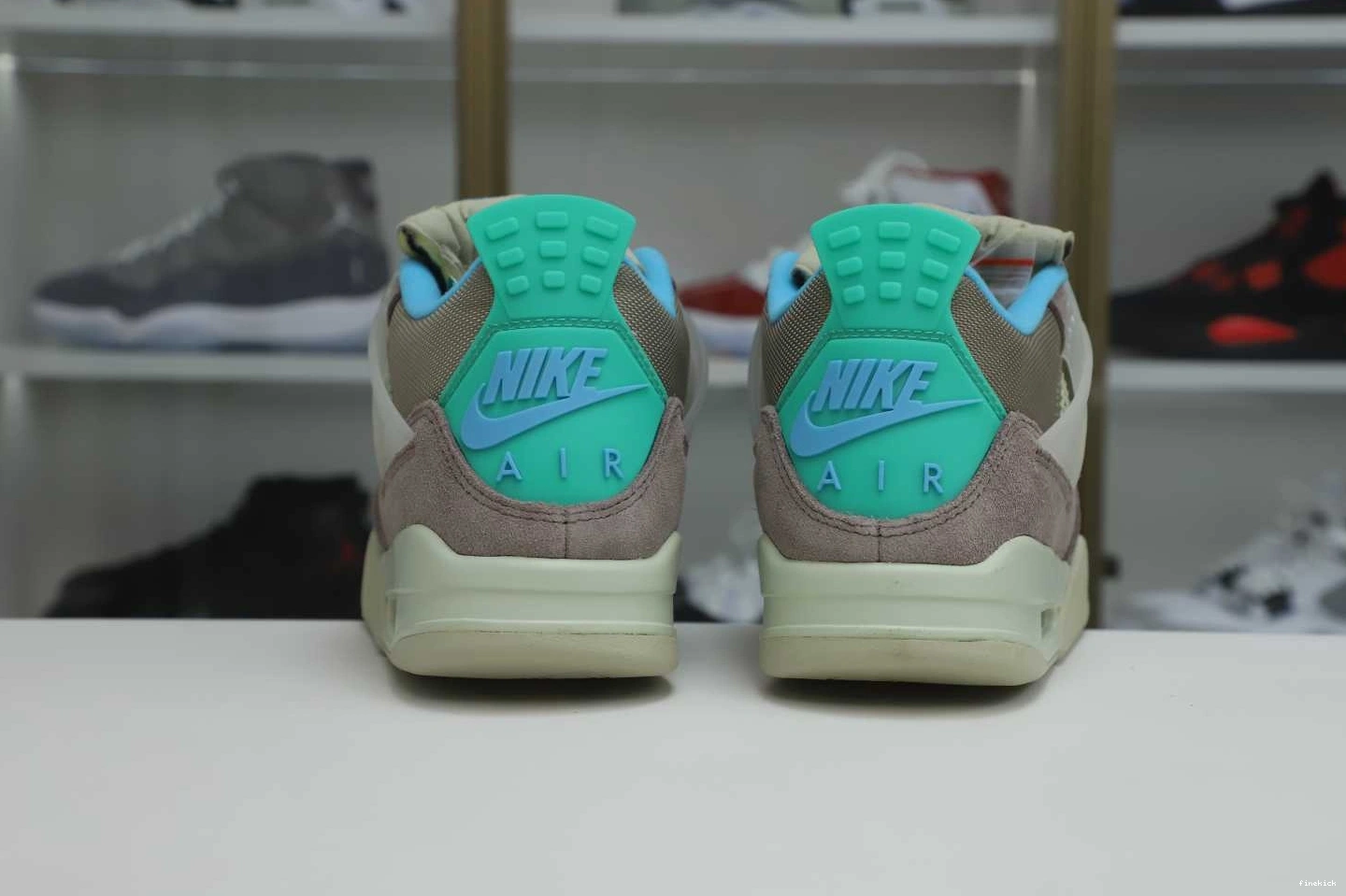 UNION RETRO 4 X 'TAUPE JORDAN HAZE' AIR LA 1210